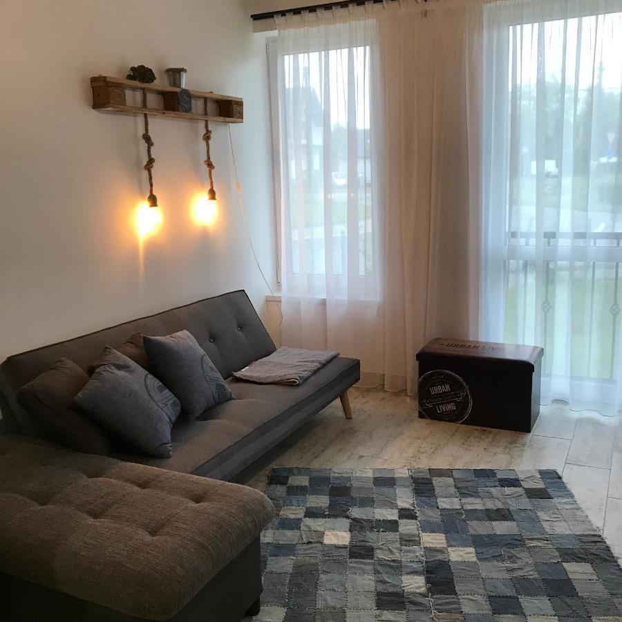 Platan Apartmanhaz Balatongyorok Ngoại thất bức ảnh